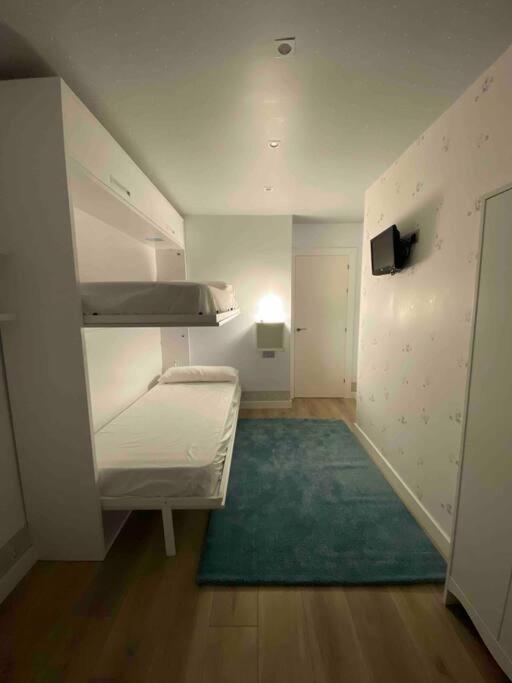 Apartamento A 100Metros De La Playa De San Lorenzo Gijón Exteriér fotografie