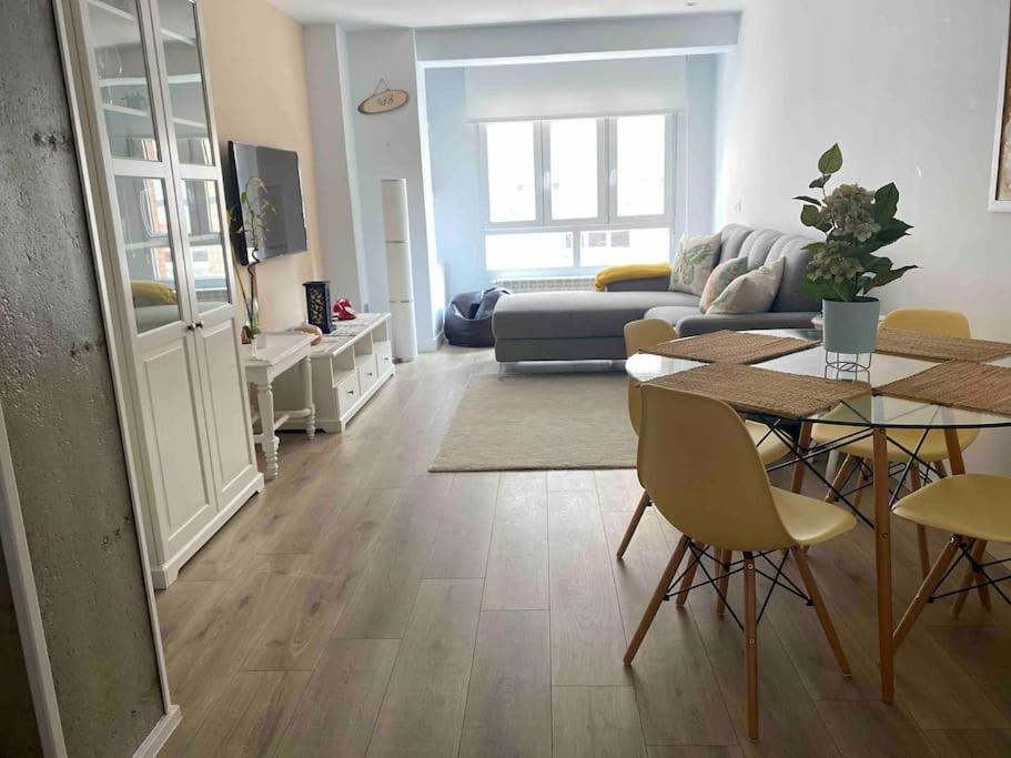 Apartamento A 100Metros De La Playa De San Lorenzo Gijón Exteriér fotografie
