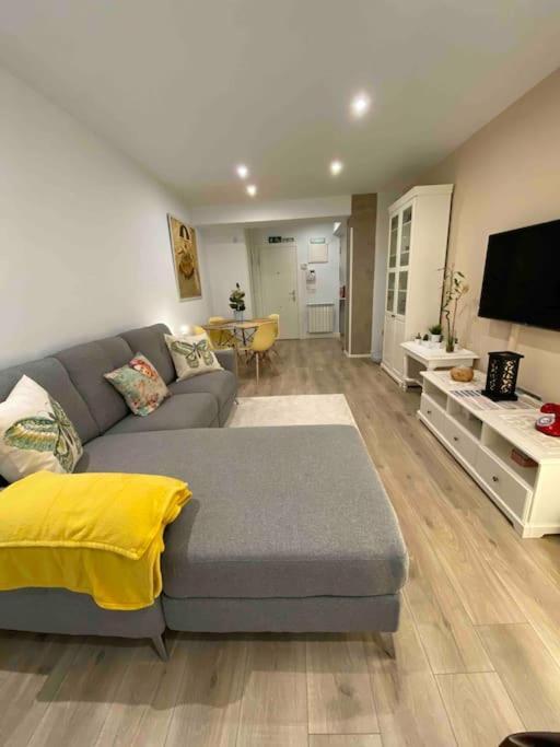 Apartamento A 100Metros De La Playa De San Lorenzo Gijón Exteriér fotografie