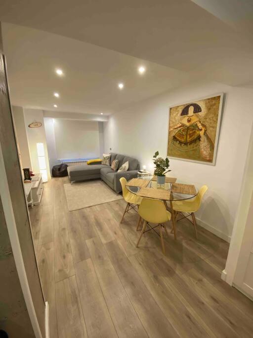 Apartamento A 100Metros De La Playa De San Lorenzo Gijón Exteriér fotografie