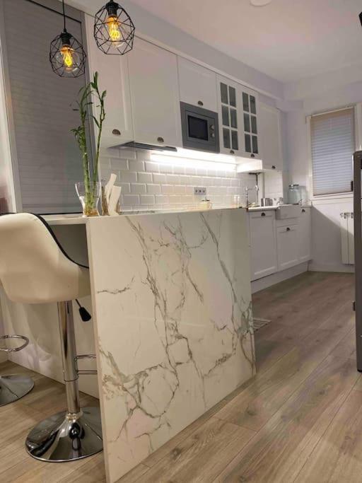 Apartamento A 100Metros De La Playa De San Lorenzo Gijón Exteriér fotografie