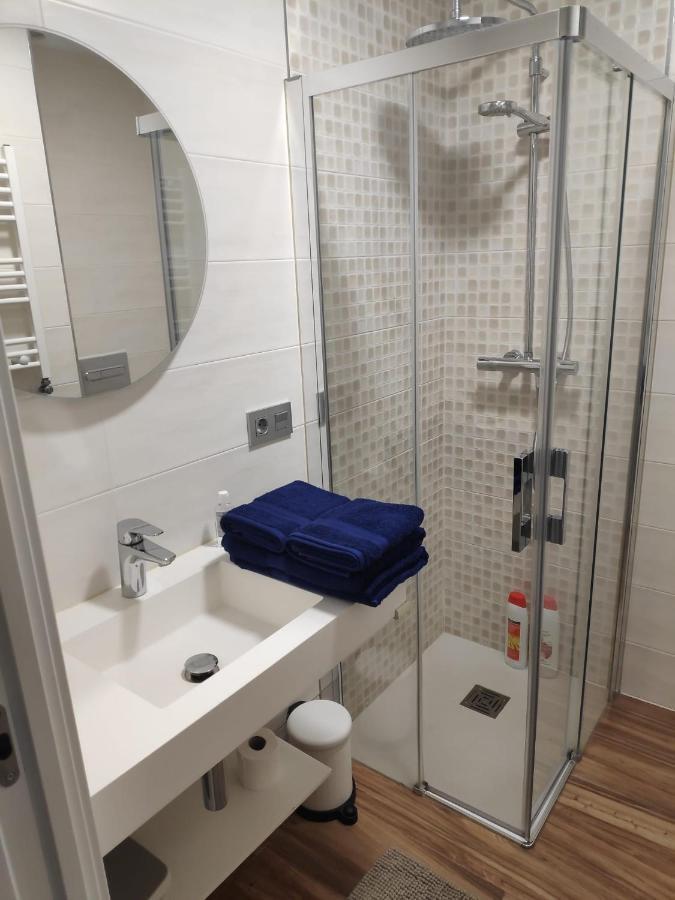 Apartamento A 100Metros De La Playa De San Lorenzo Gijón Exteriér fotografie